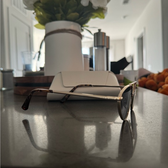 NEW! Gigi Pip Cat Eye Sunglasses - Picture 7 of 8